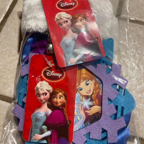 Lot of 3 Pcs~1~Frozen Christmas Door Knob Hanging 5.5” & 2~ Mini Stocking 7” - Picture 15 of 17